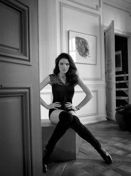 挤女人奶汁在线视频,挤女人奶汁视频背后的真相与反思